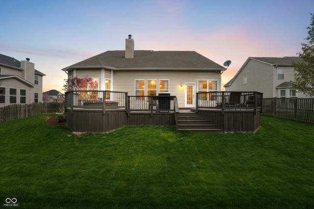 6093 Mountain Hawk Drive, Zionsville, IN 46077