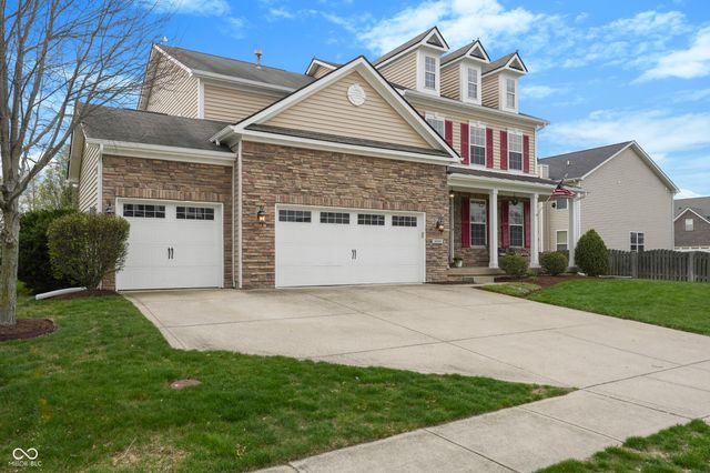 6093 Mountain Hawk Drive, Zionsville, IN 46077