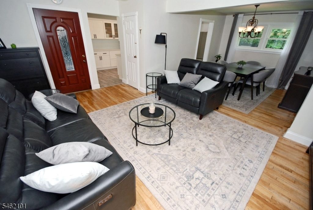 202 Long Hill Rd, Little Falls Twp., NJ 07424 — photo 4