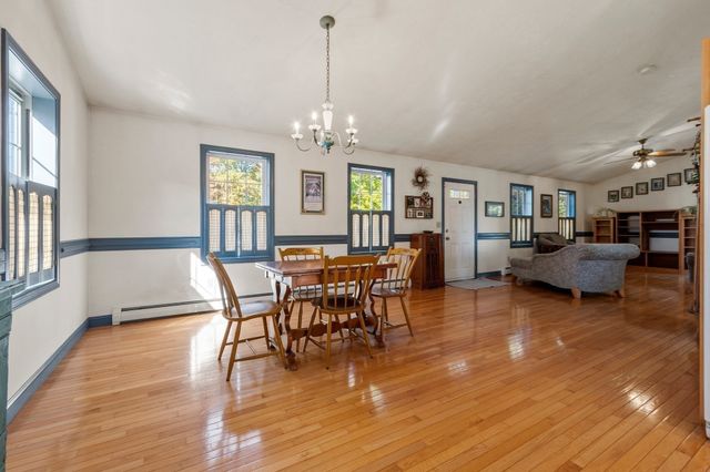 63 Dudley St, Leominster, MA 01453