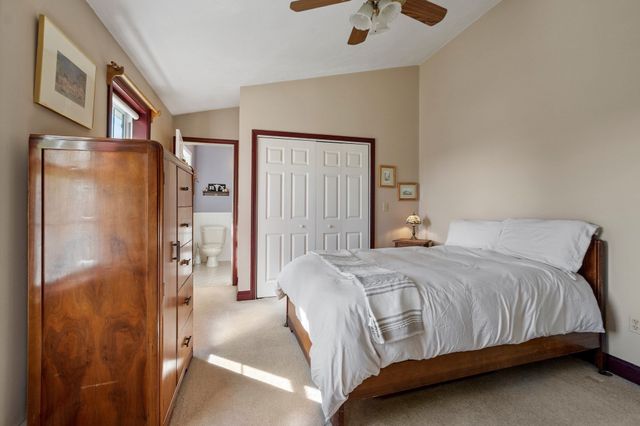 63 Dudley St, Leominster, MA 01453
