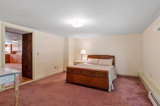 63 Dudley St, Leominster, MA 01453