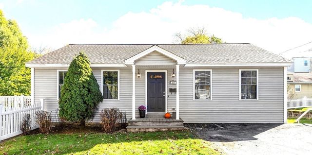 63 Dudley St, Leominster, MA 01453