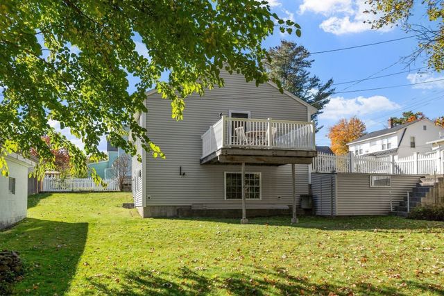 63 Dudley St, Leominster, MA 01453