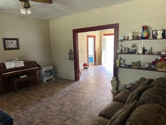 260 Norton Rd., Lumberton, MS 39455