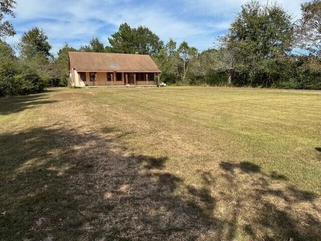 260 Norton Rd., Lumberton, MS 39455