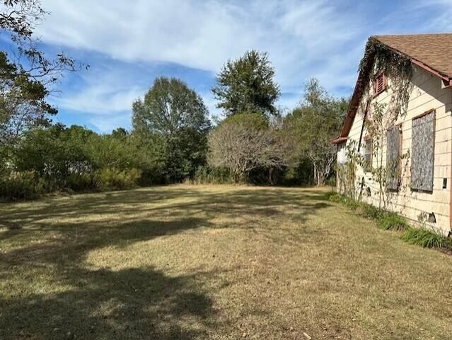 260 Norton Rd., Lumberton, MS 39455