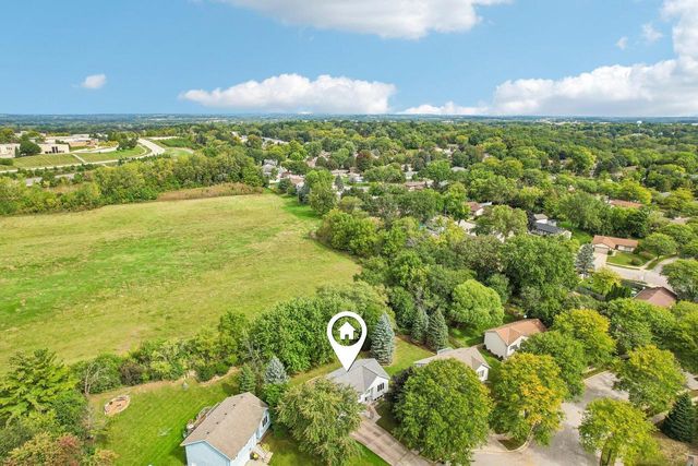 2416 Brentwood DRIVE, Waukesha, WI 53188