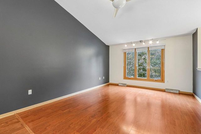 2416 Brentwood DRIVE, Waukesha, WI 53188