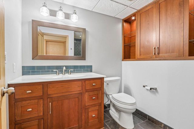 2416 Brentwood DRIVE, Waukesha, WI 53188