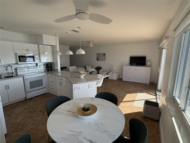 1201 S Riverside Drive 107, Pompano Beach, FL 33062