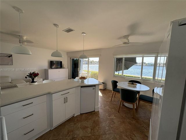 1201 S Riverside Drive 107, Pompano Beach, FL 33062
