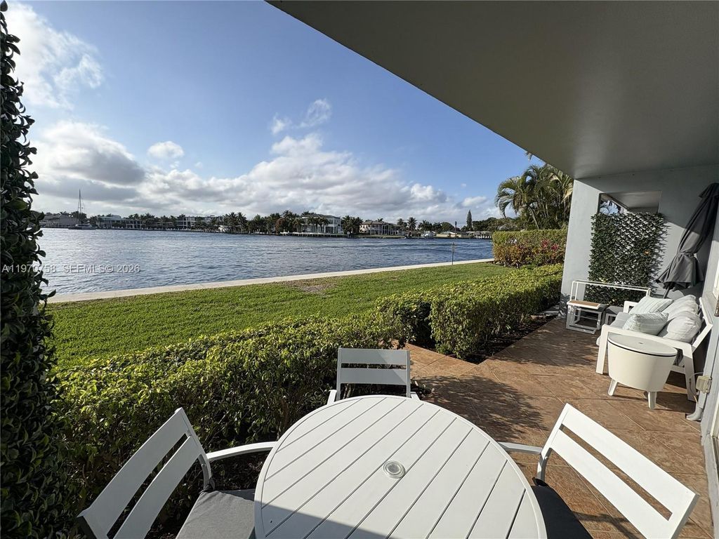 1201 S Riverside Drive 107, Pompano Beach, FL 33062