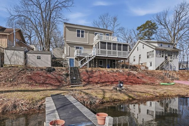 5 Pineland Avenue, Worcester, MA 01604