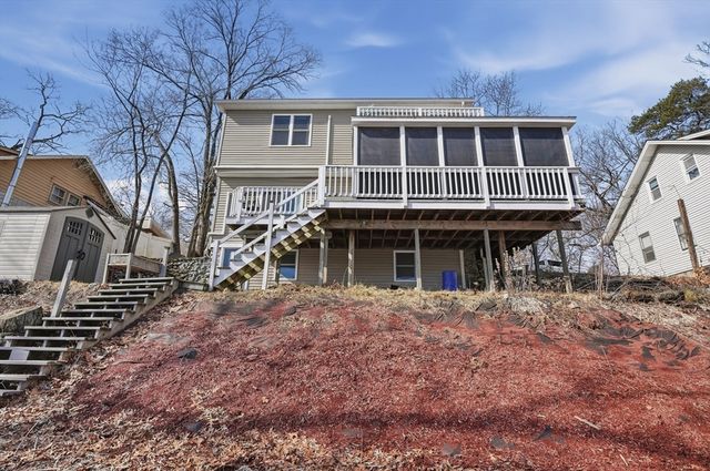 5 Pineland Avenue, Worcester, MA 01604