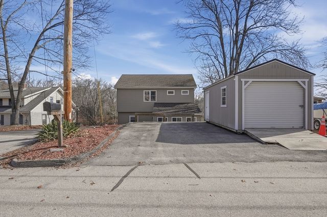 5 Pineland Avenue, Worcester, MA 01604