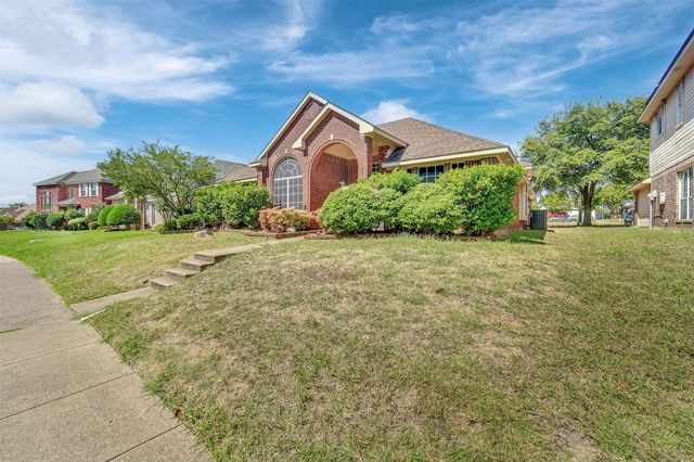4001 Arrowcrest Lane, Garland, TX 75044