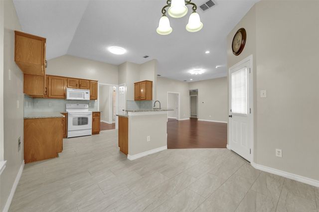 4001 Arrowcrest Lane, Garland, TX 75044