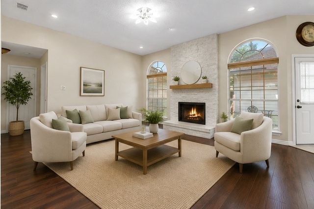 4001 Arrowcrest Lane, Garland, TX 75044