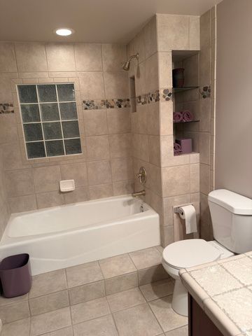 944 E BERNAY CIR, Sandy, UT 84094