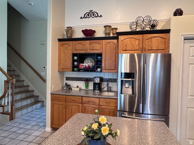 944 E BERNAY CIR, Sandy, UT 84094