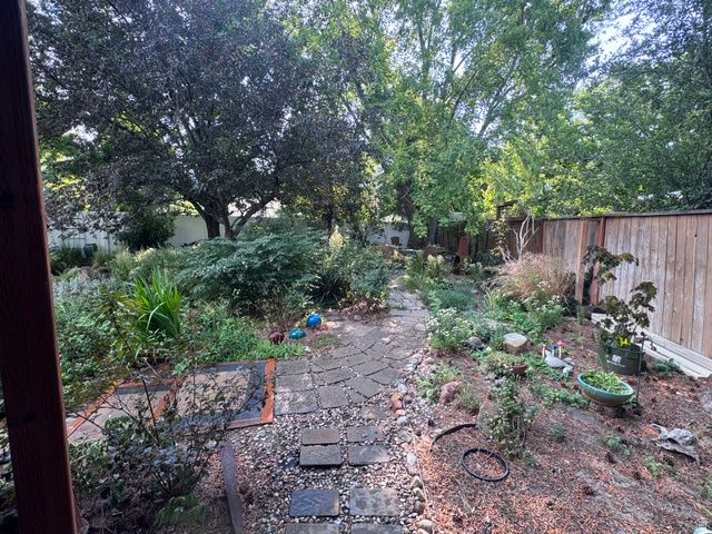 944 E BERNAY CIR, Sandy, UT 84094