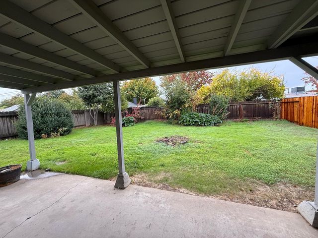 5204 62nd St, Sacramento, CA 95820