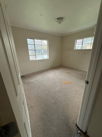 5204 62nd St, Sacramento, CA 95820