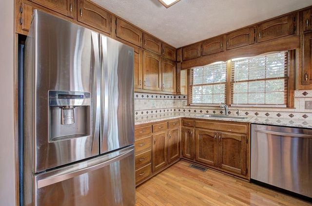 260 Spring Ridge Drive, Roswell, GA 30076