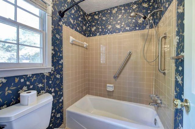 260 Spring Ridge Drive, Roswell, GA 30076