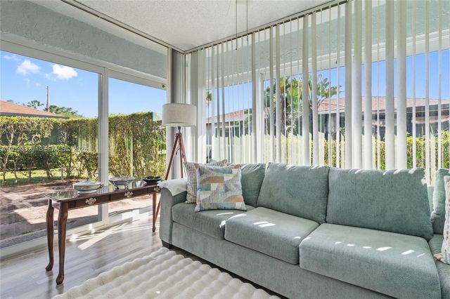 6790 Moonlit Dr, Delray Beach, FL 33446