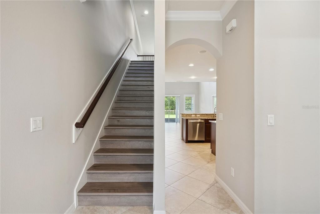 Image 15 of property listing at 5640 SIRACUSA LANE, Sanford, FL 32771