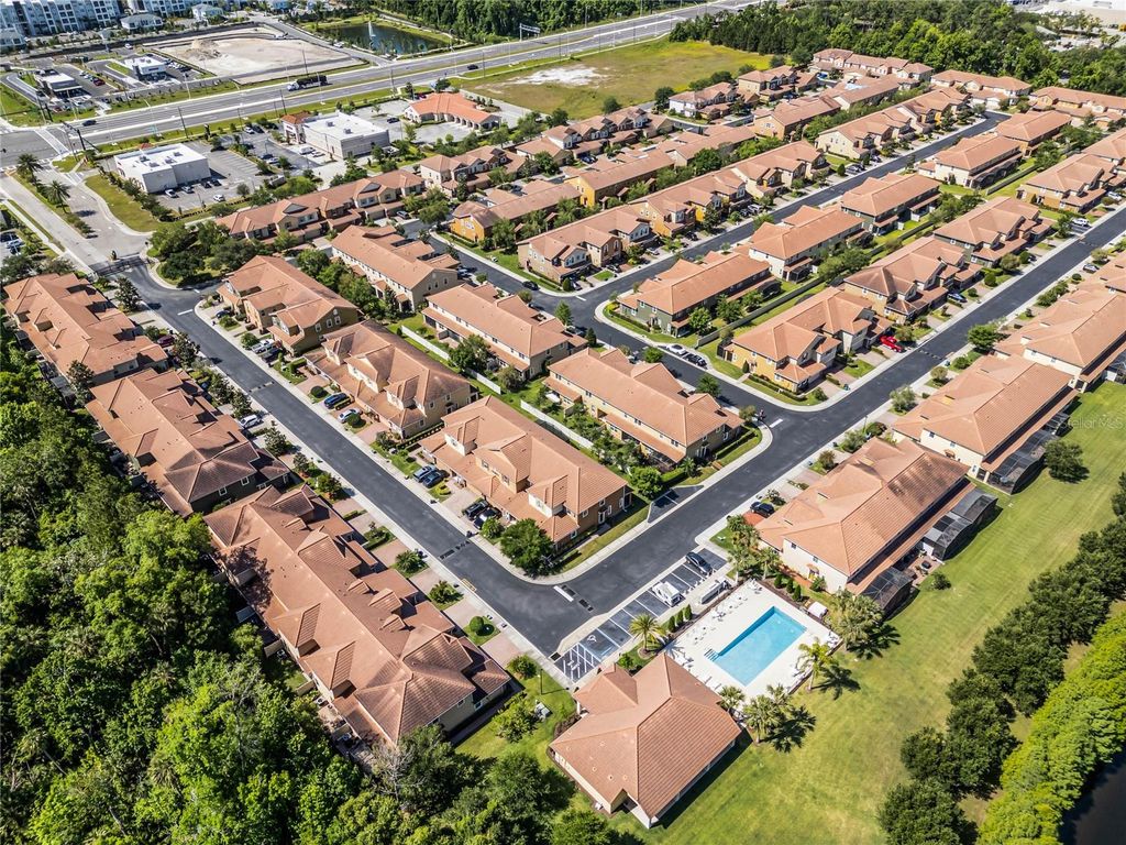 Image 34 of property listing at 5640 SIRACUSA LANE, Sanford, FL 32771