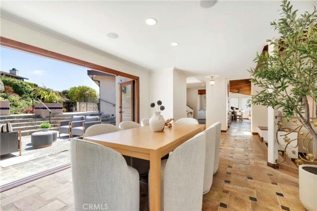 1992 San Remo, Laguna Beach, CA 92651