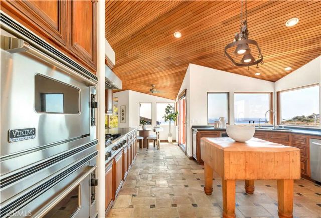 1992 San Remo, Laguna Beach, CA 92651