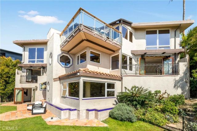 1992 San Remo, Laguna Beach, CA 92651