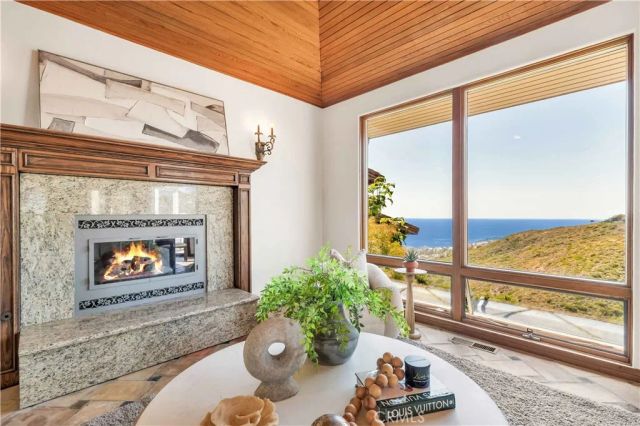1992 San Remo, Laguna Beach, CA 92651