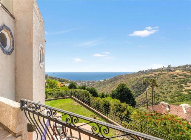 1992 San Remo, Laguna Beach, CA 92651