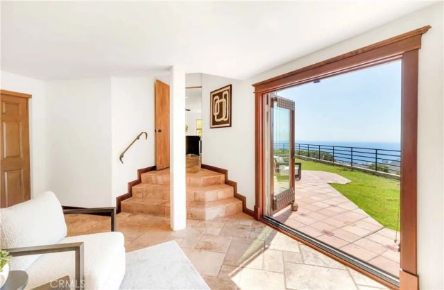 1992 San Remo, Laguna Beach, CA 92651