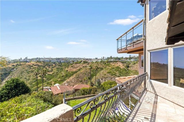 1992 San Remo, Laguna Beach, CA 92651
