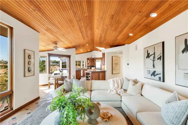 1992 San Remo, Laguna Beach, CA 92651