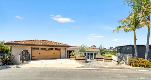 1992 San Remo, Laguna Beach, CA 92651