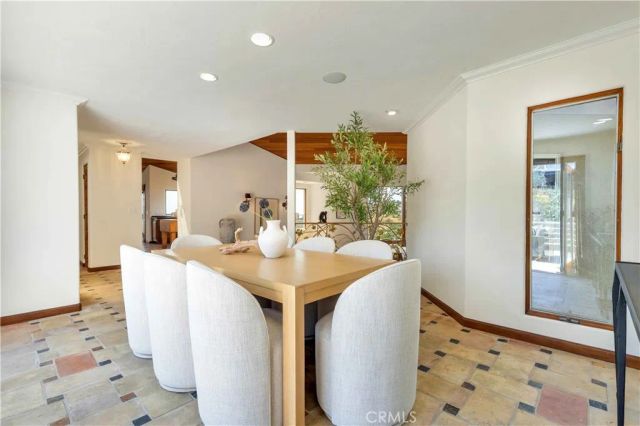 1992 San Remo, Laguna Beach, CA 92651