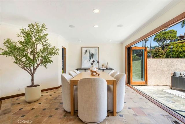 1992 San Remo, Laguna Beach, CA 92651