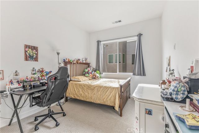 27227 Diamond Peak Lane 302, Valencia, CA 91381