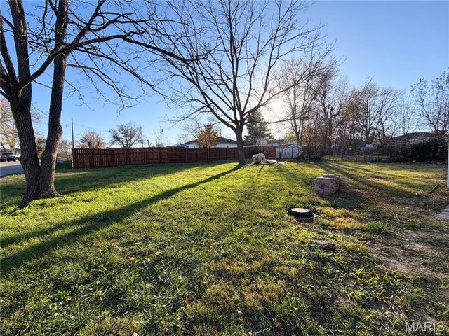 301 W Franklin Street, Salem, MO 65560