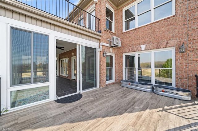 1040 Keswick Lane, Clemmons, NC 27012
