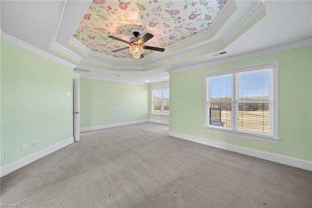 1040 Keswick Lane, Clemmons, NC 27012