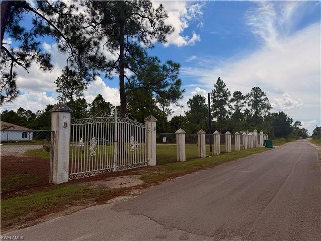 1510 Dove Tree ST, Naples, FL 34117