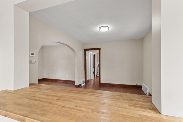 547 S Oak Park COURT, Milwaukee, WI 53214
